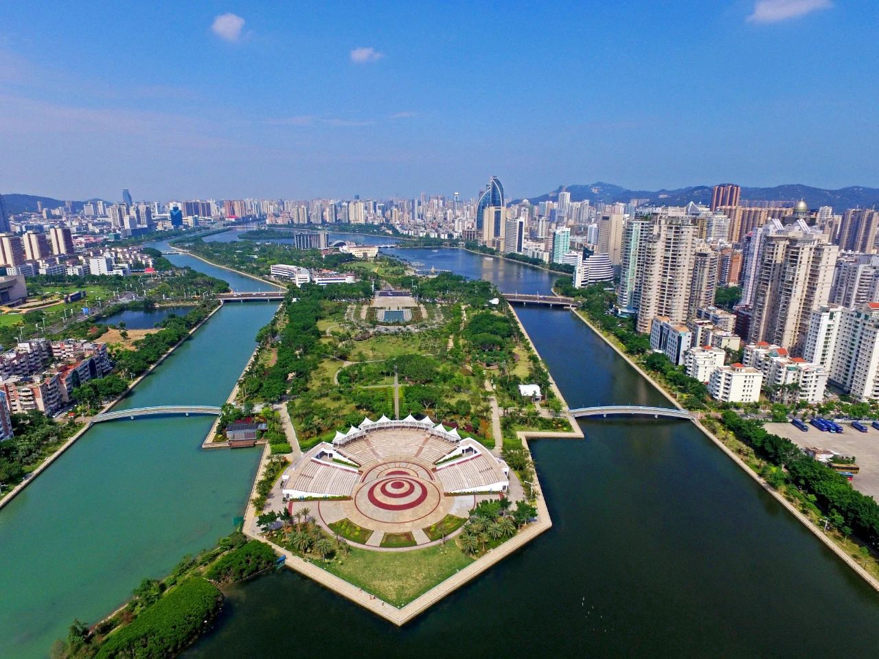 优化营商环境强健年轻思明体格